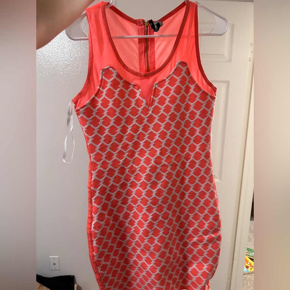 2b Bebe bandage bodycon dress